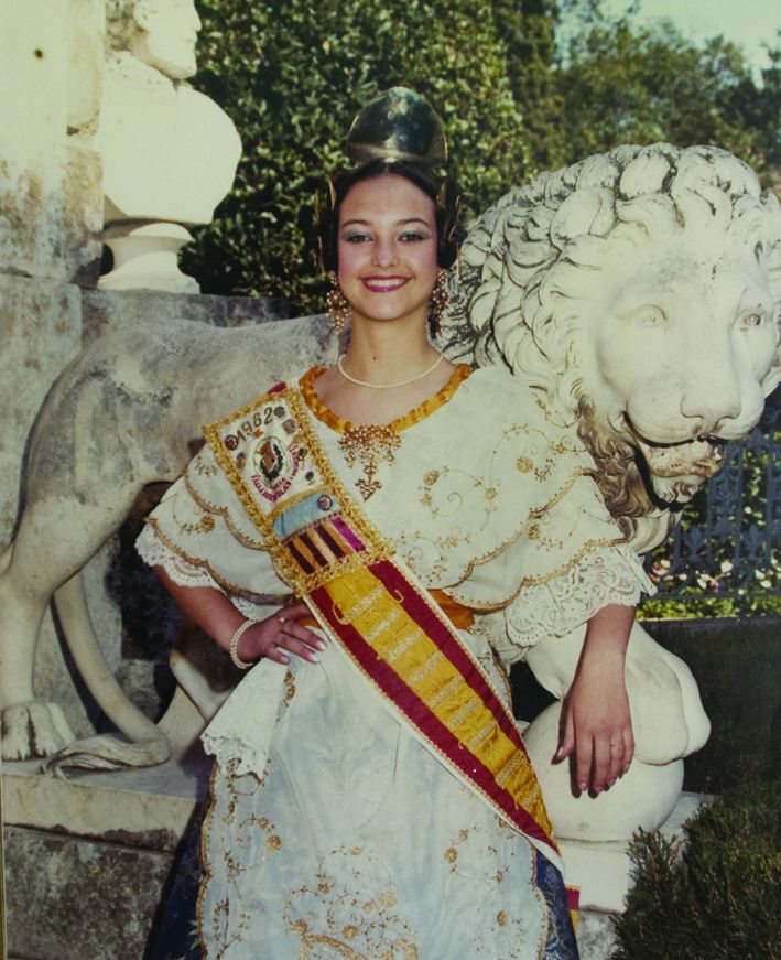 Fallera Major Any 1982: Mercedes Villaseñor Martínez